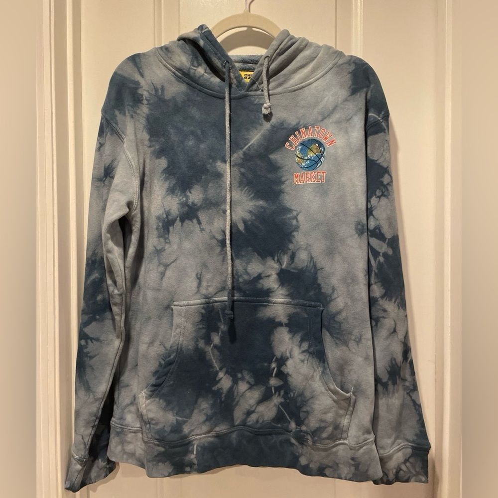 Chinatown Market Tie-Dye Hoodie size M